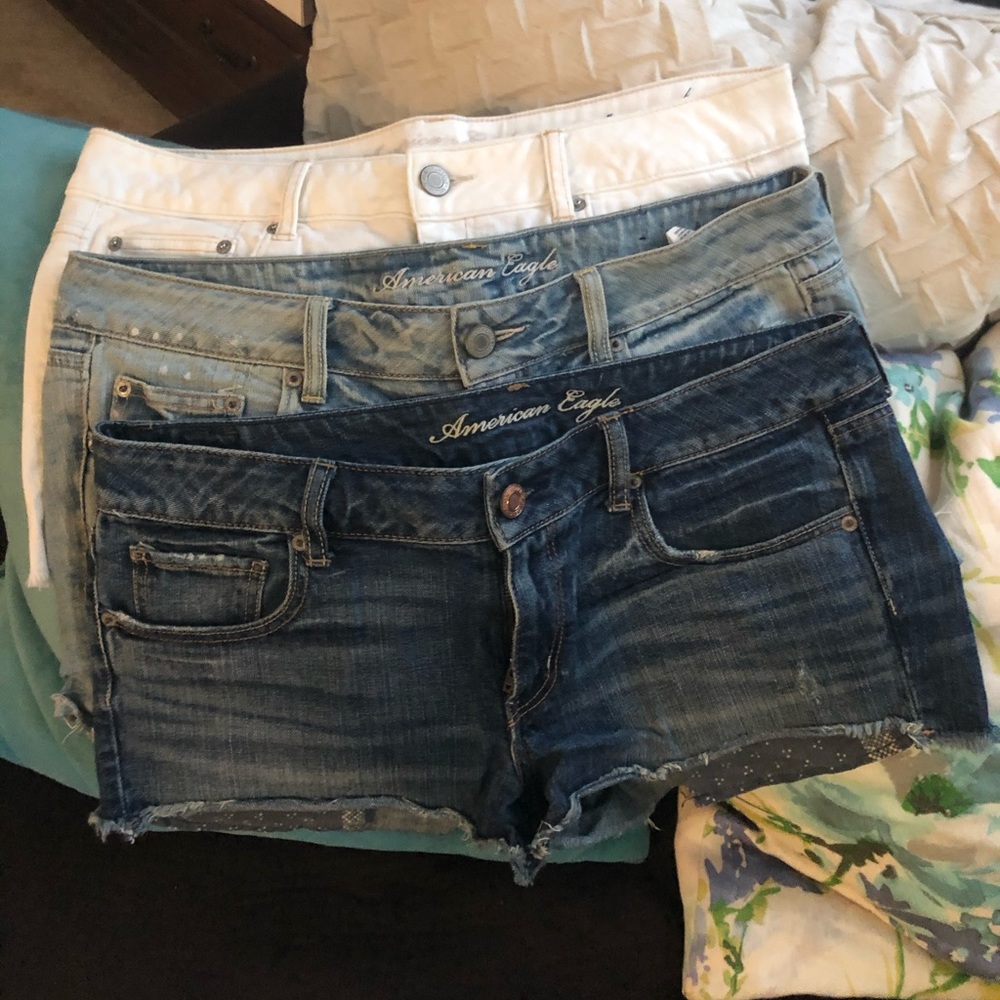 Bundle of American Eagle shorts